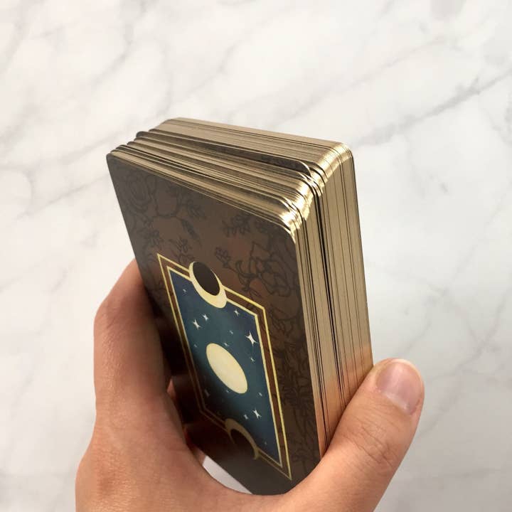 The Creeping Moon – Großhandel Tarot-Karten – Anima Mundi Tarot - Kartenspiel mit 78 Karten und Reiseführer