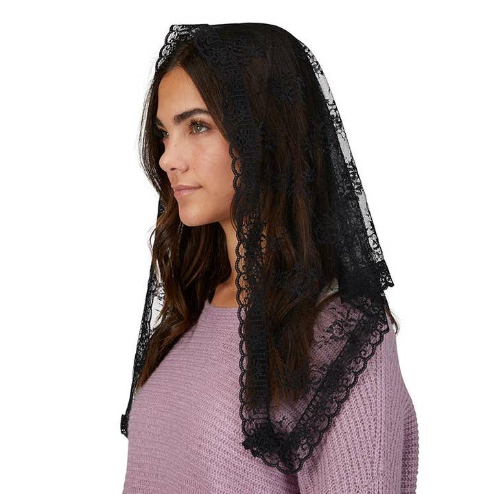 Christian Brands Catholic - Wholesale Veil - Women's - Blk Lace Trad Chapel Veil1