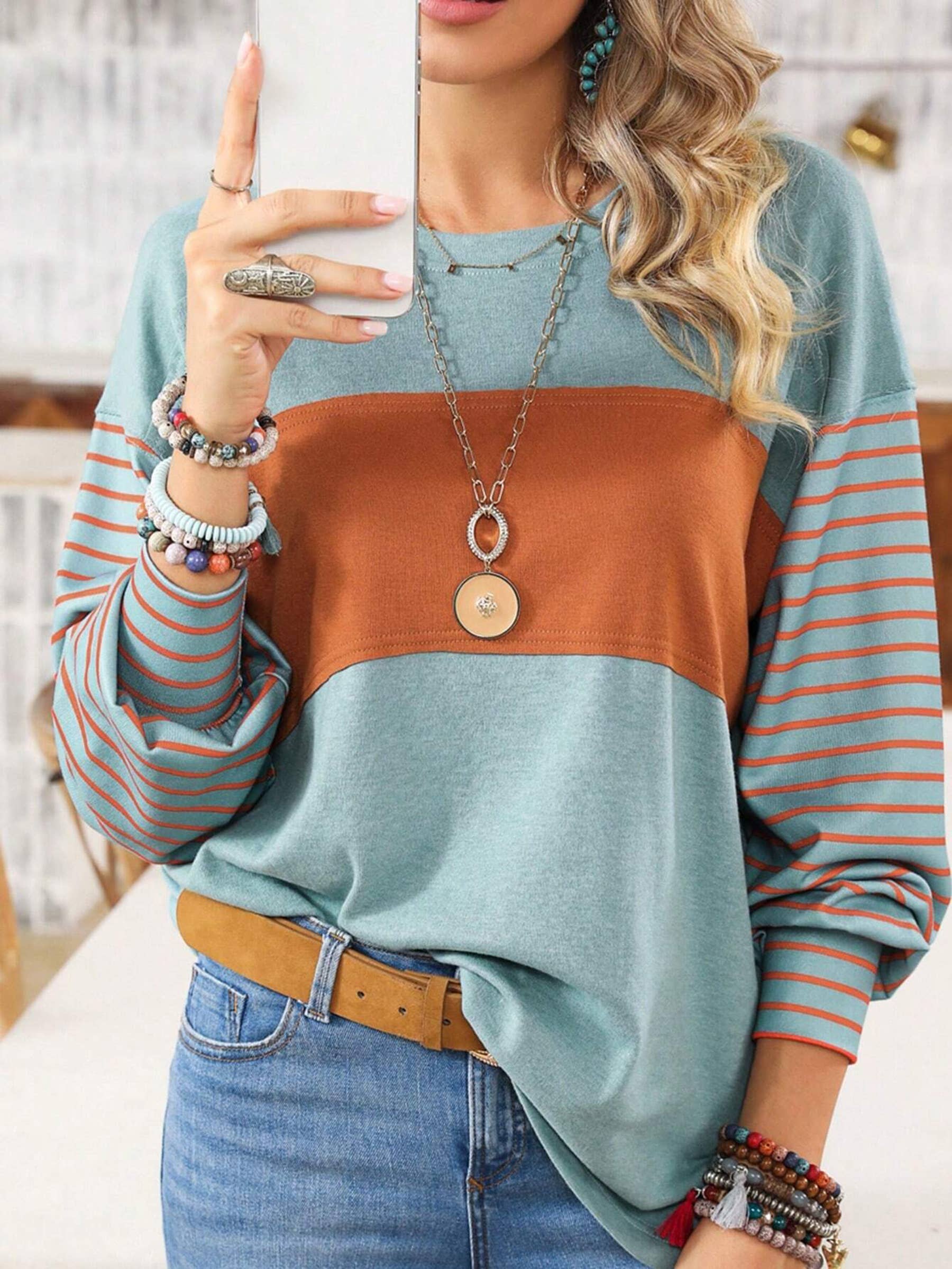 Green Round Neck Casual Striped Contrast Long Sleeved T-shirt for wholesale on Faire0