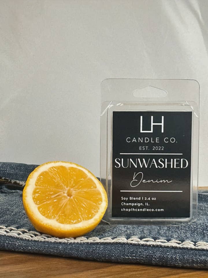 Cire parfumée Denim ensoleillé pour la vente par LH Candle Co. (Formerly LH Mercantile)