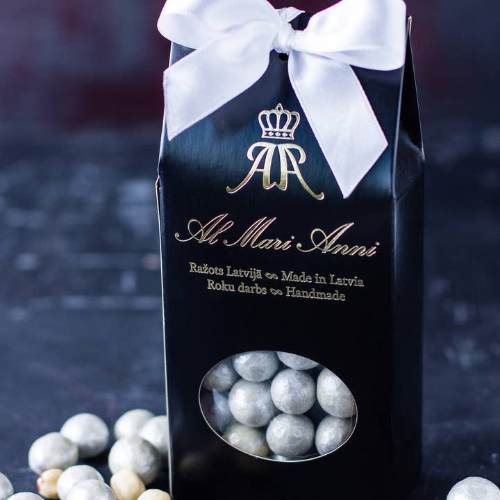 Al Mari Anni sølv hasselnødchokolade | Spiselige perler for engroshandel hos Al Mari Anni