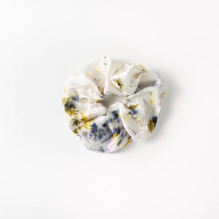 DYE KWEEN - Wholesale Scrunchie - Women's - Botanically Dyed Silk Scrunchie6