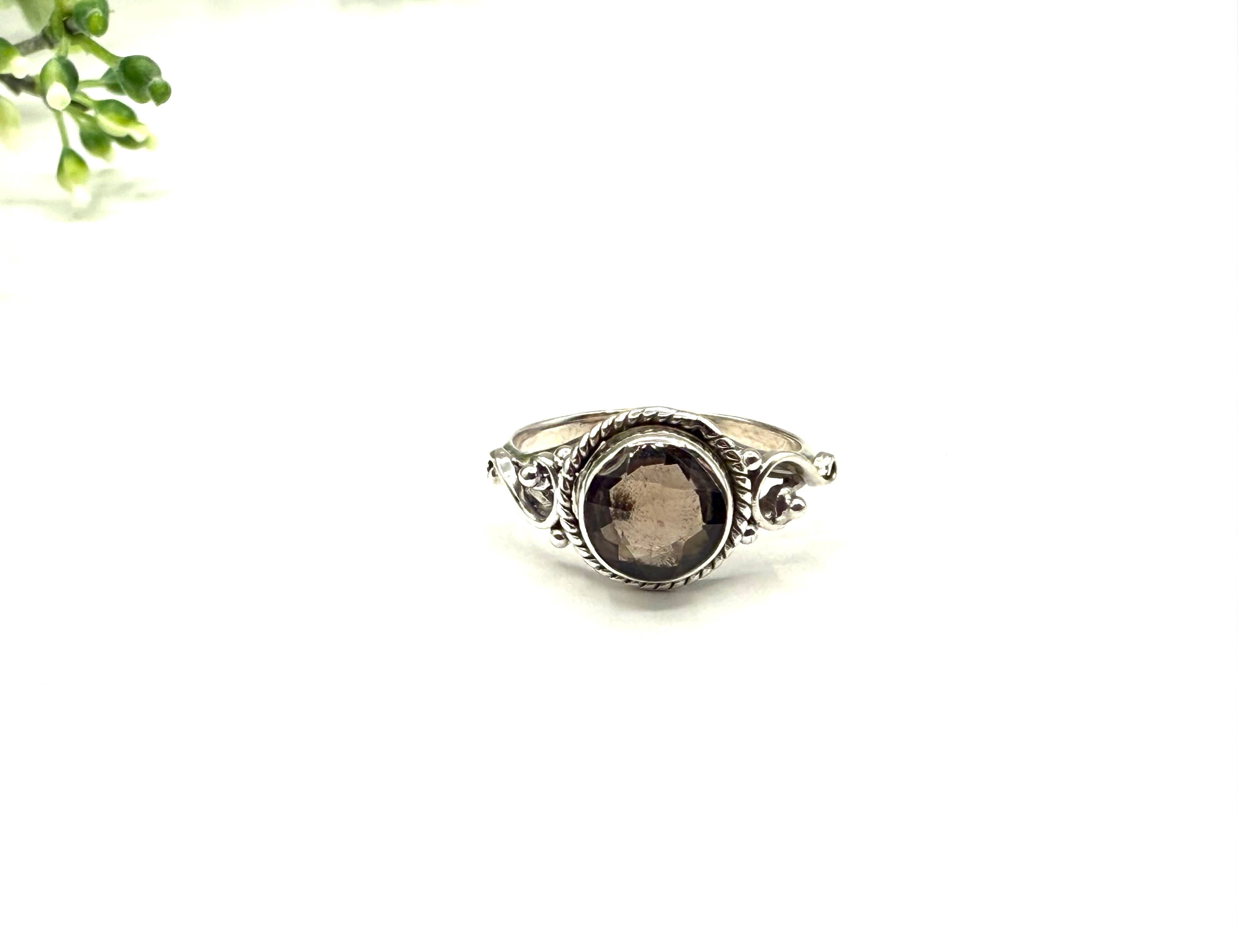 Meraki Gemstones - Venta al por mayor Anillos solitarios - Anillo de piedra preciosa de cuarzo ahumado facetado - Plata de ley/9251