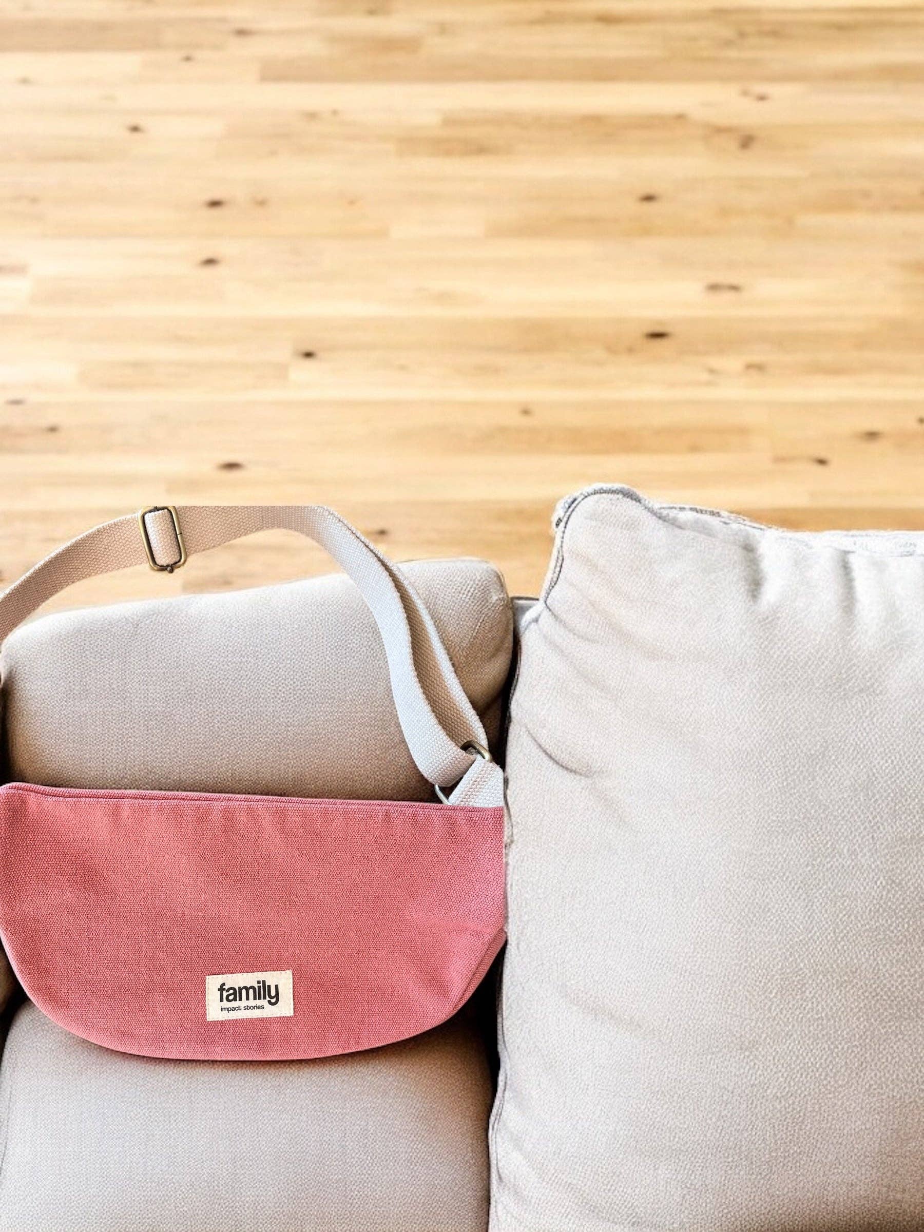 Family Impact Stories - Wholesale Belt Bag - Women's - BANANA “MUM OF ONE” PINK2