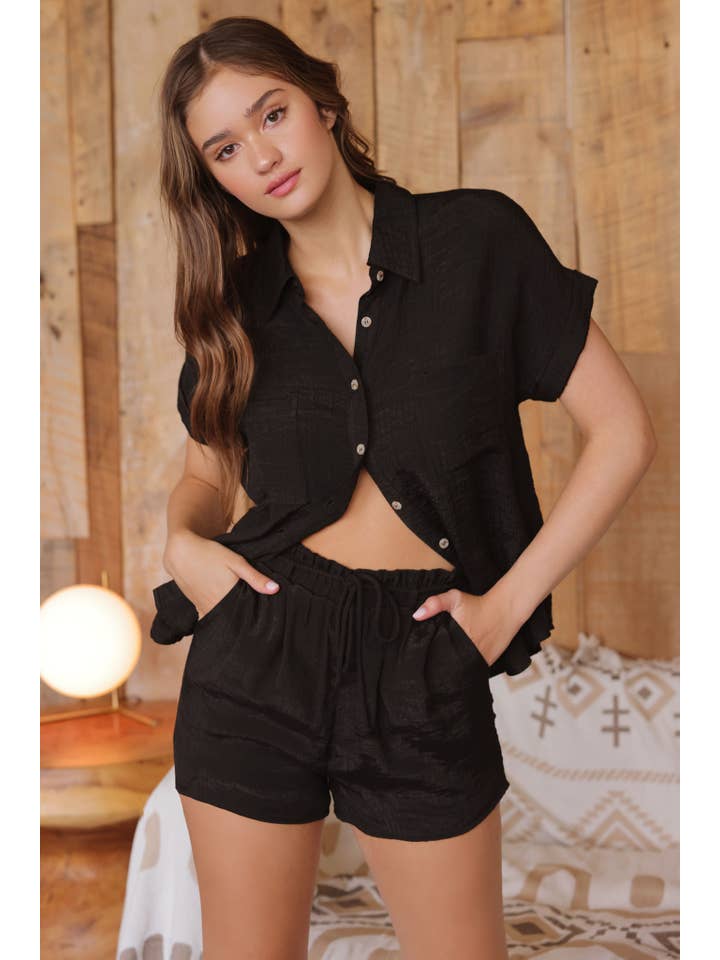 Blu Pepper – wholesale Shorts – Dam – SKRYNKLIGA VOLANGBYXOR MED DRAGKEDJA12