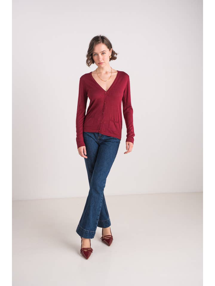 jw.atelier - Wholesale Outerwear Vest - Women's - V-neck cardigan in silk and cashmere15