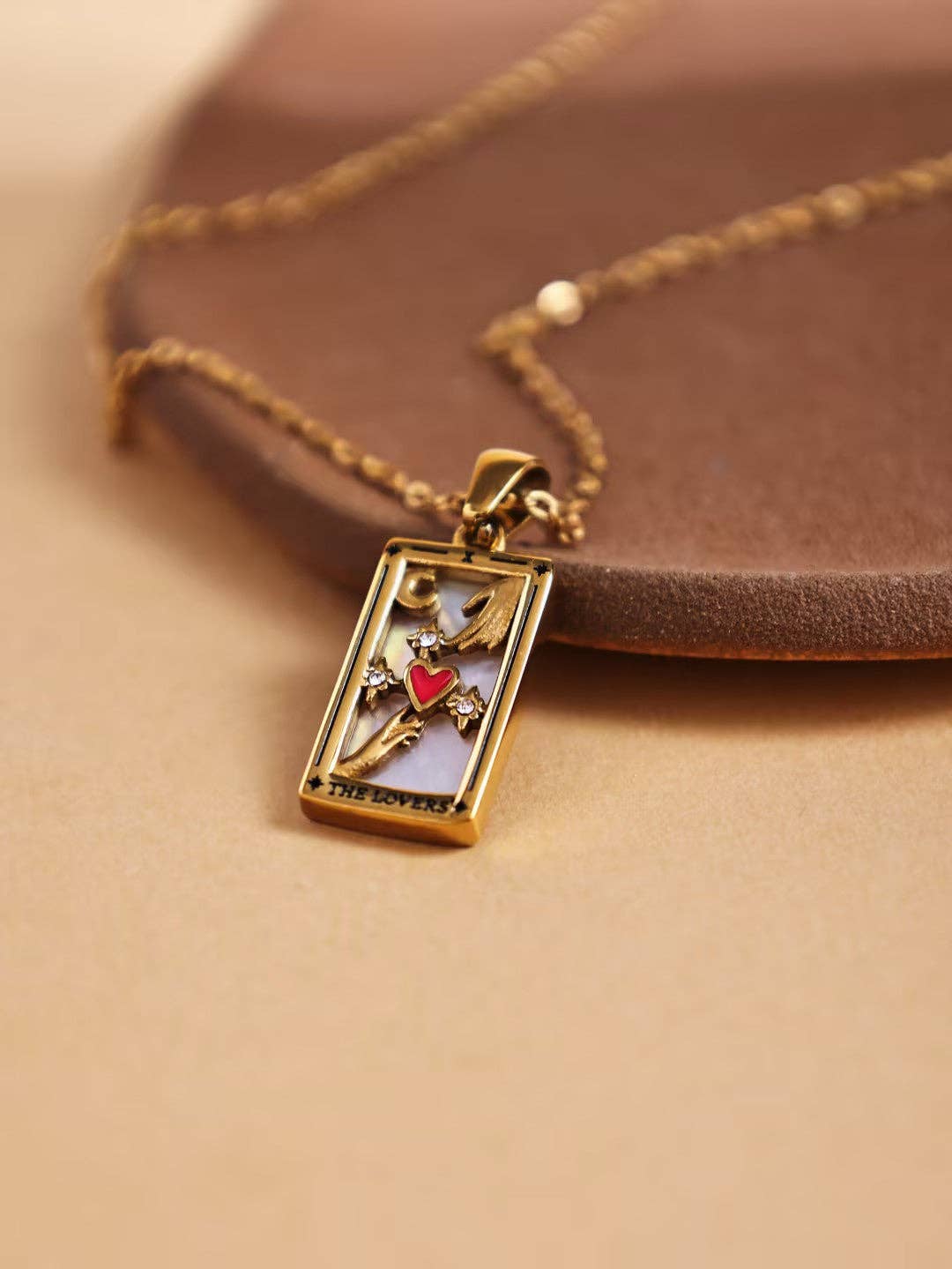 Revelari – Engroshandel Halskæde med vedhæng – Tarot "The Lovers" Vedhæng Halskæde1