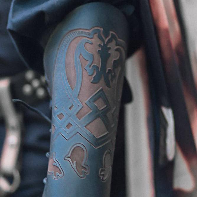 Outcast Props - Wholesale Costume - Unisex - Rohirrim horses engraved Bracer.1