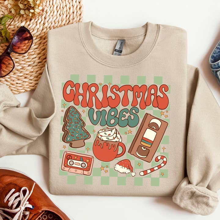 Southern Comfort Boutique - Wholesale Graphic Sweatshirt - Women's - Retro Christmas1