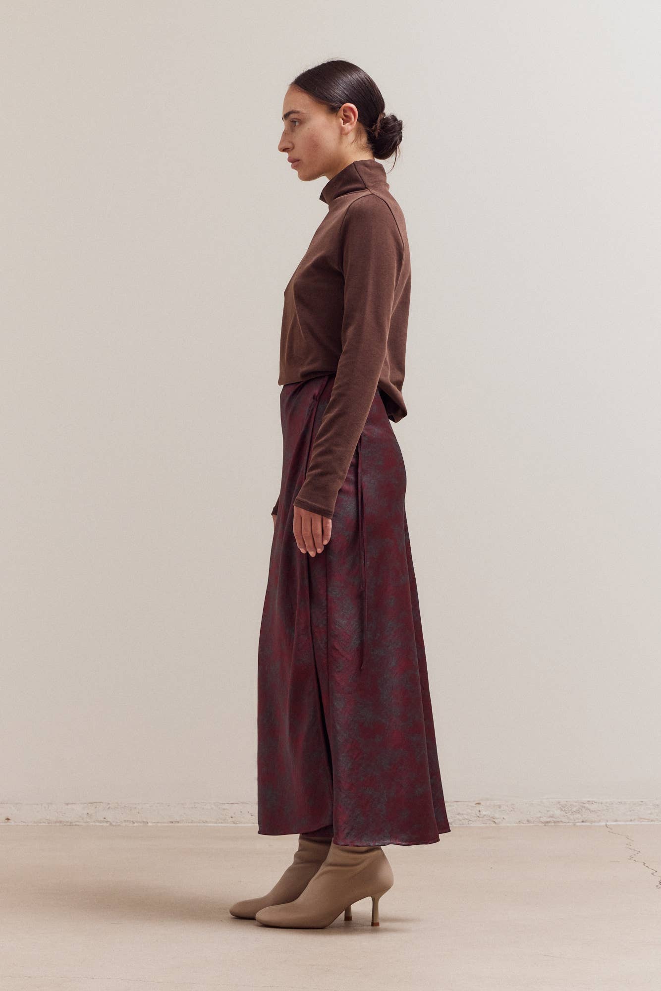 RODE PEER 50669SR - GEDRUKTE DRAPEERROK MET WIKKELSLUITING voor groothandel op Faire4