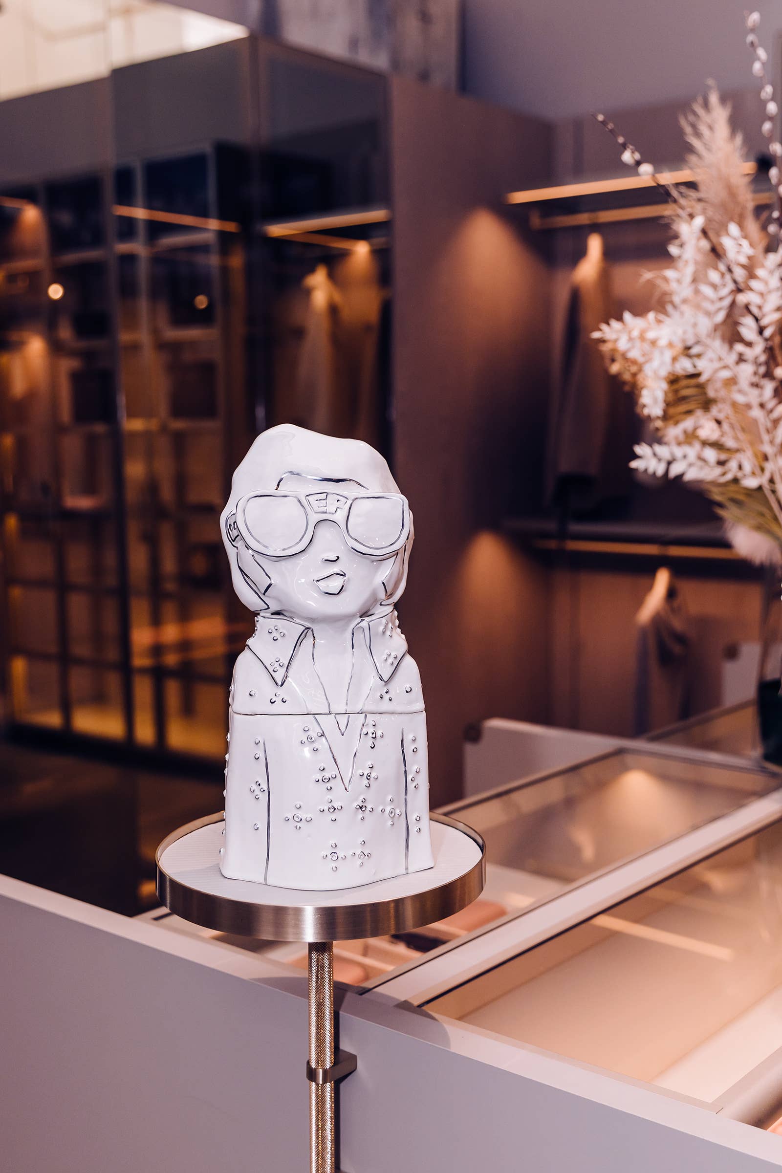 Hazy Mae - Wholesale Cookie Jar - The Elvis Cookie Jar3