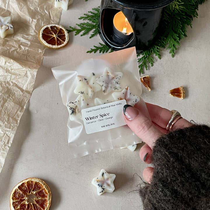 The Soil Pot – wholesale Wax melt – Winter Spice wax melt stars, Christmas wax melts2