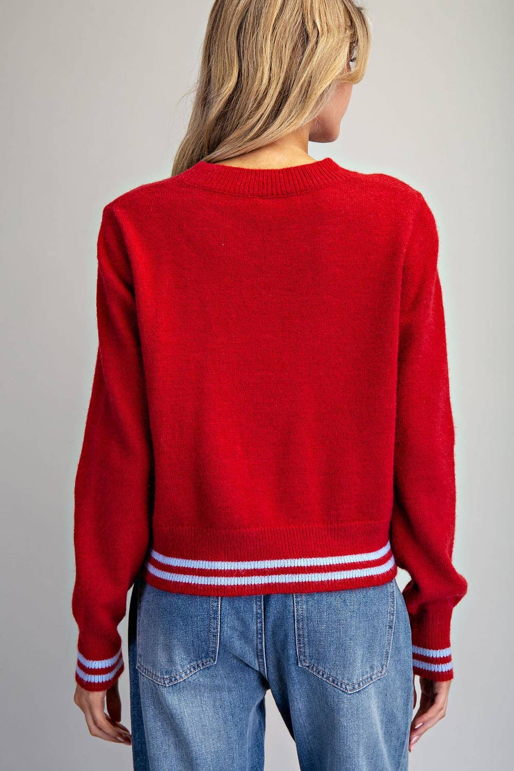 PURPUR PL9681 - PULLOVER MIT FETTEM SKI-SCHRIFTZUG UND GESTREIFTEN BÜNDCHEN für den Großhandel auf Faire1