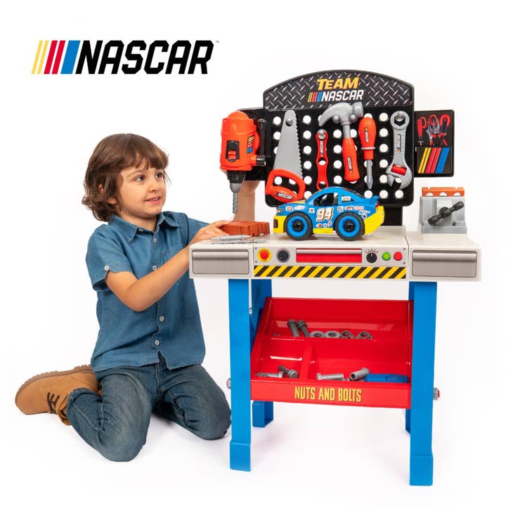 World Tech Toys - Wholesale Toy Set - Kids - Team Nascar Pit Stop Playset with Take Apart Car (84 Pieces)6