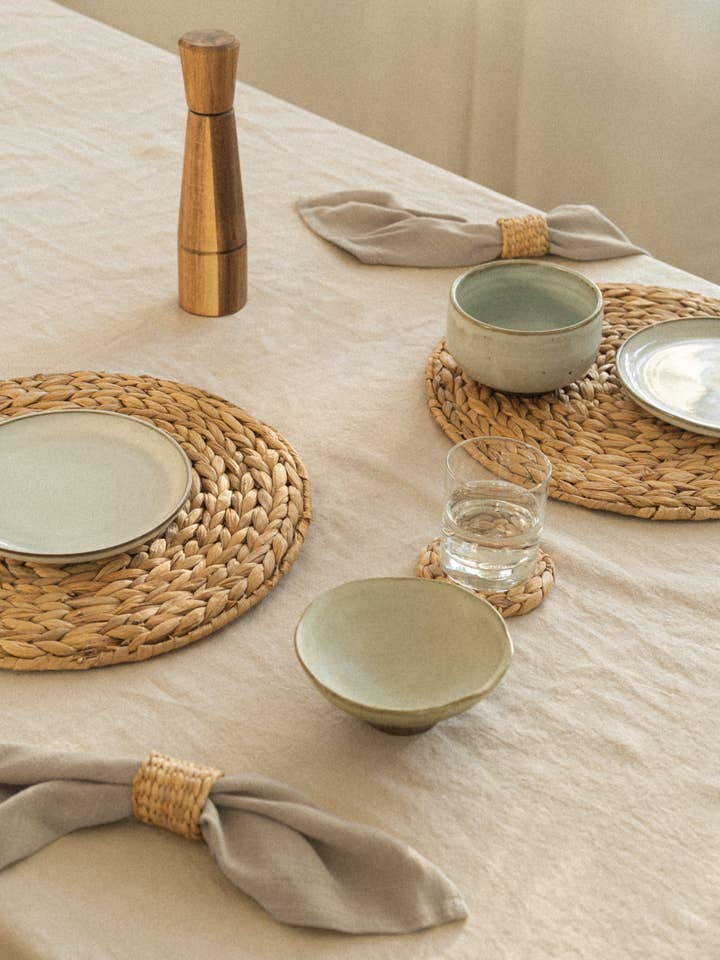 Dokmai Woven Water Hyacinth 15" Placemat for wholesale by SUNNY HOME