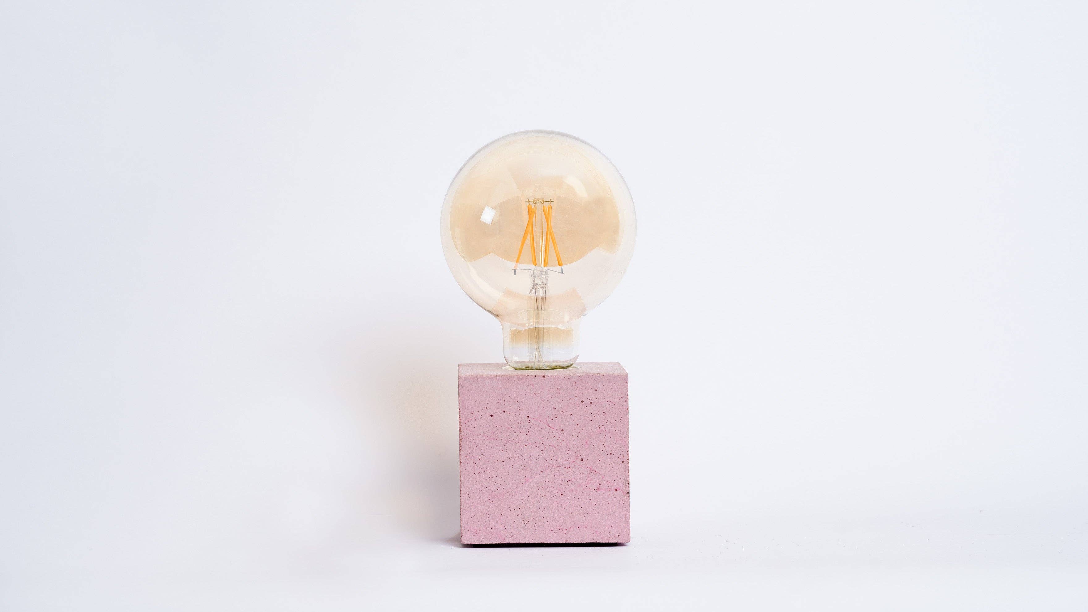 Junny - Wholesale Accent/Desk Lamp - Cube Lamp - Pastel Pink Concrete1