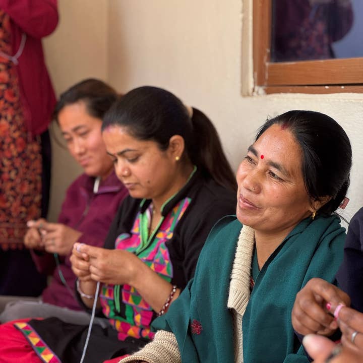 MAISON KIZO - Wholesale Beaded Bracelet - Nepalese Bracelet Fine Silver-Plated Brass2