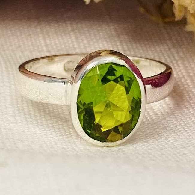Peridot Ring in Sterling Silver - Size 9 for wholesale by Auriel Moon