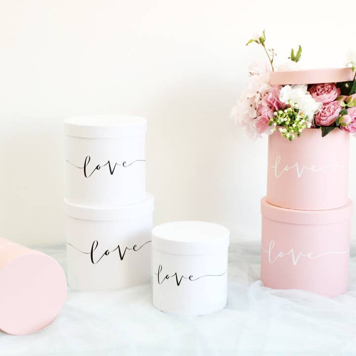 Elegant Design Supply - Vendita all'ingrosso Confezioni regalo - Scatola rotonda per fiori a forma di cappello con motivo Love18