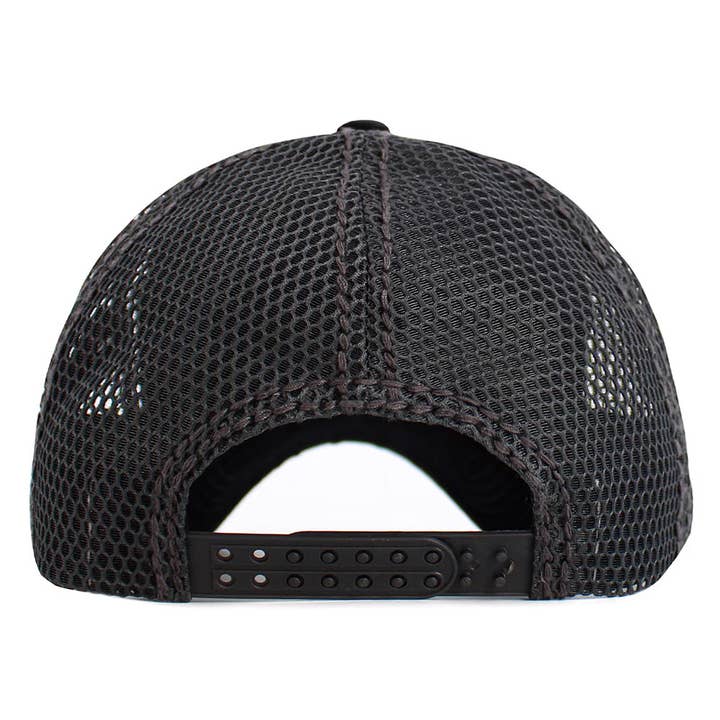 Sensibling Corp. - Wholesale Trucker Hat - Unisex - American USA Flag Patch Pointed Mesh Back Trucker Hat5