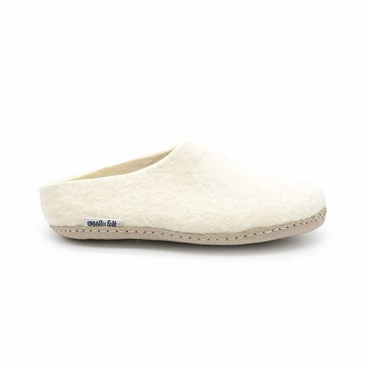 White Classic Felt Slipper With Leather Sole for wholesale by Woollyfelt