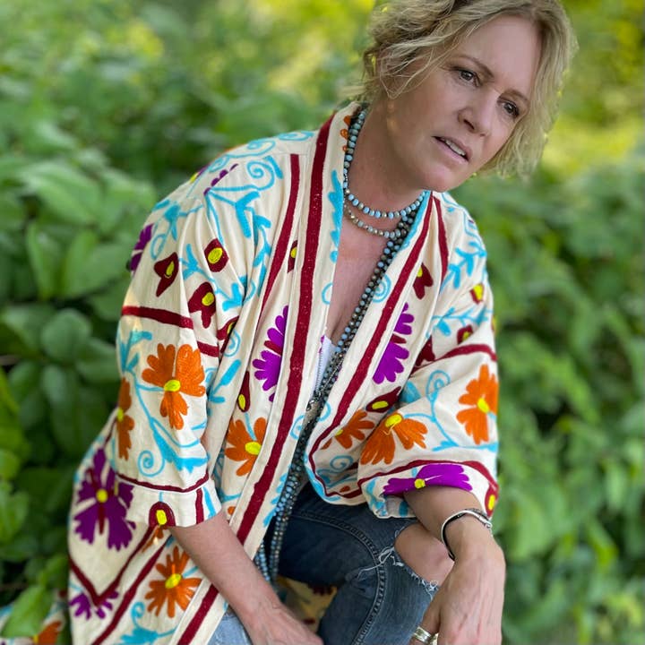 Bohemian Grace - Grace & Grit - Wholesale Jas - Dames - Met de hand geborduurde jas van Suzani - Creme.5