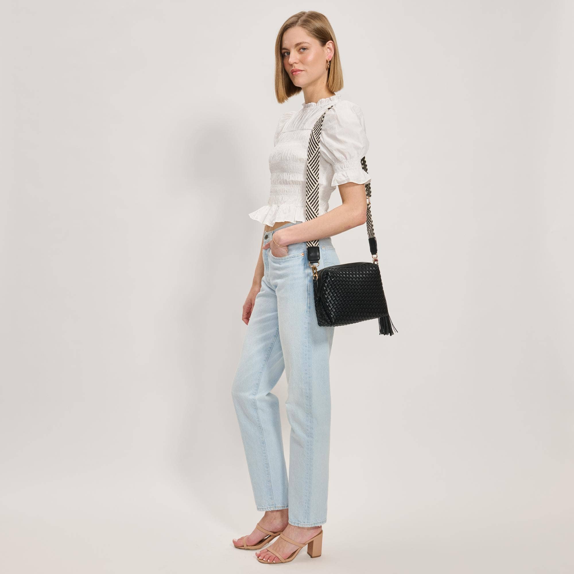 Moda Luxe – Großhandel Umhängetasche - Damen – Roxana Geflochtene Umhängetasche2