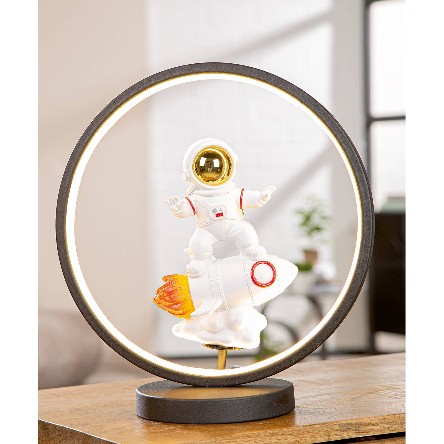 preto Candeeiro de mesa (LED) Astronauta Foguete preto A. 33 cm, UE 1 para venda a revendedores na Faire1