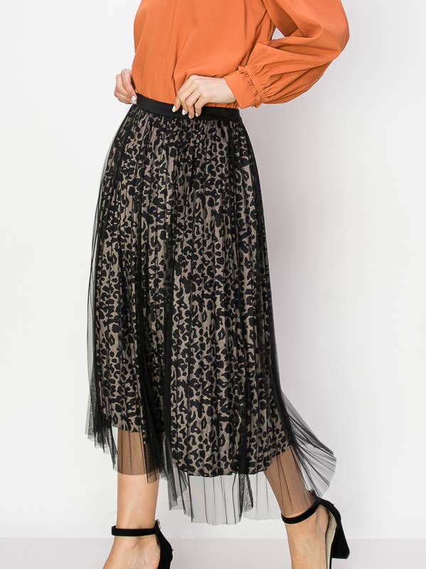 Jupe plissée en mousseline Winnai pour la vente par Joh Apparel