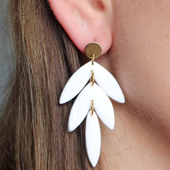 Zara i hvid for engroshandel hos Clay by Clark