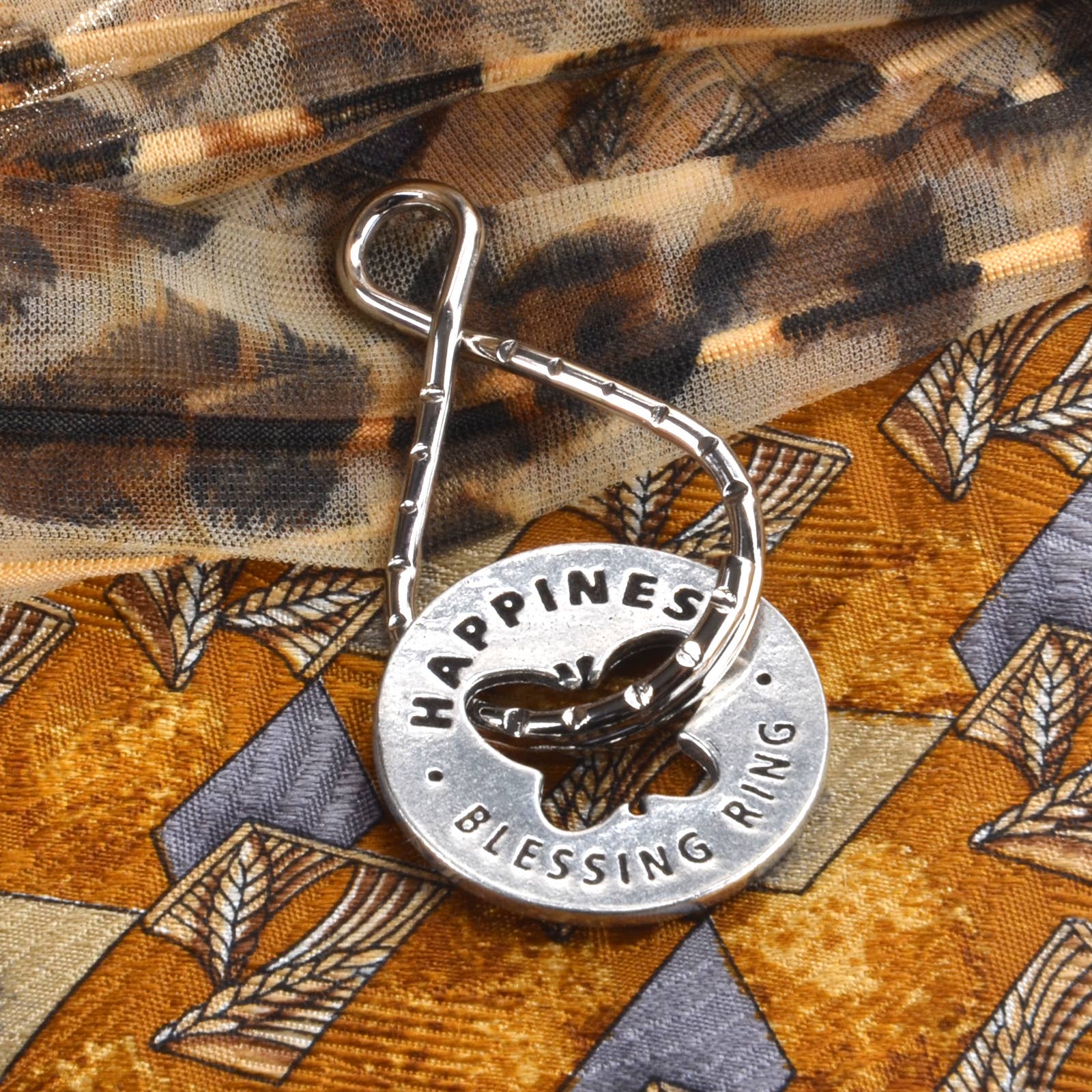 Whitney Howard Designs – Großhandel Band/Stapelring – Kleine Kreise der Liebe mit großer Bedeutung. Blessing Rings®40