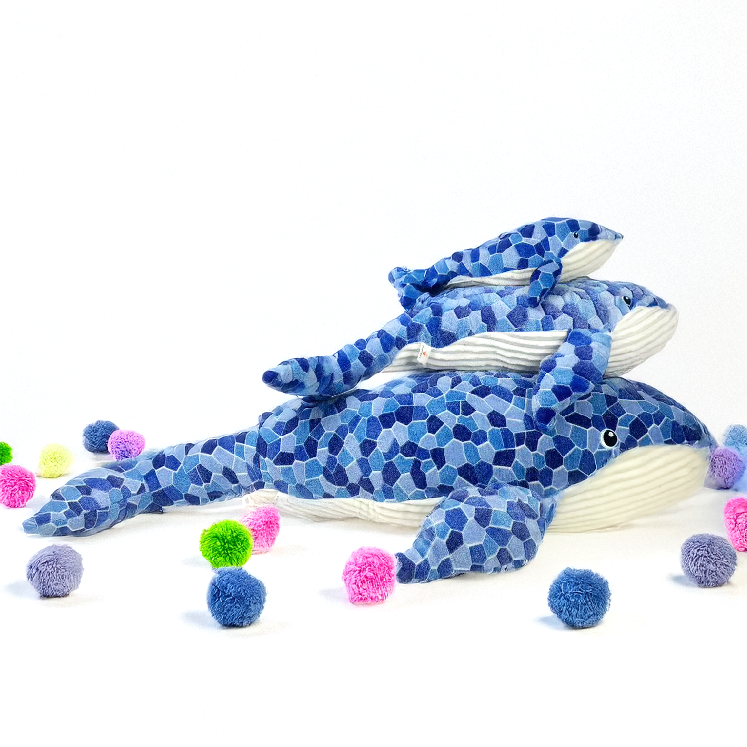 FLUFFERY - Vente Peluche – enfant et bébé - Peluche de baleine bleue (20" / 50 cm, 35" / 90 cm, & 59" / 150 cm)3