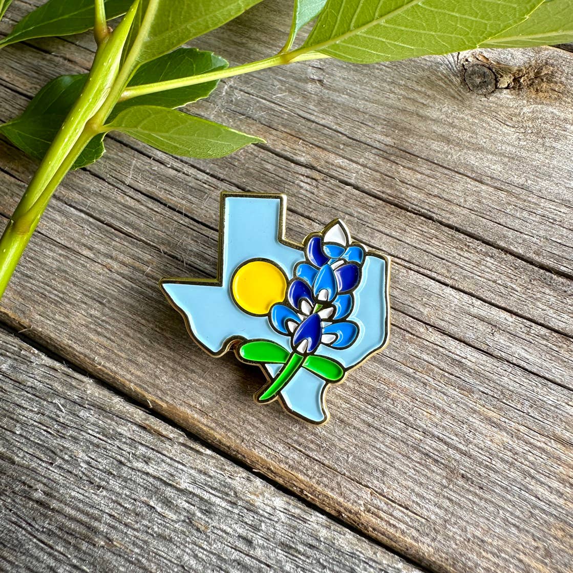 Bryan Spear Studio - Wholesale Lapel Pin/Button - Texas Bluebonnet Pin1