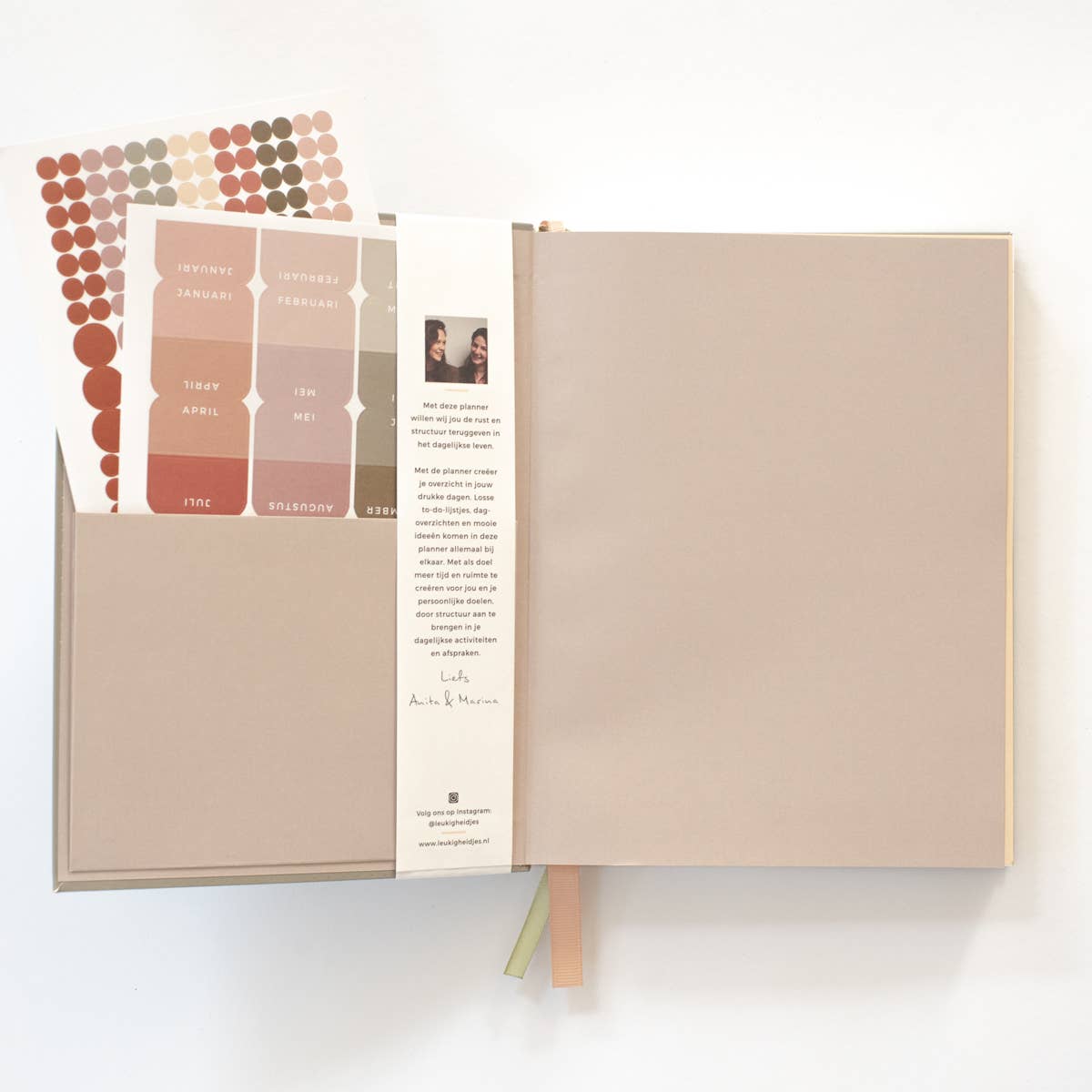 Beige Day planner - green for wholesale on Faire4