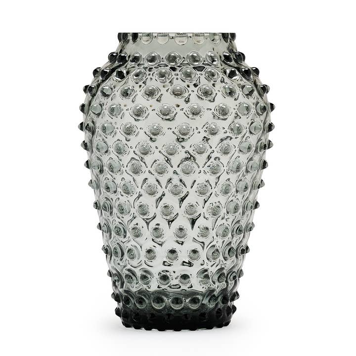 Hobnail Vaas | Houtskoolnevel | Vat | Boheems Kristal voor wholesale door Maure Luxury Gifts