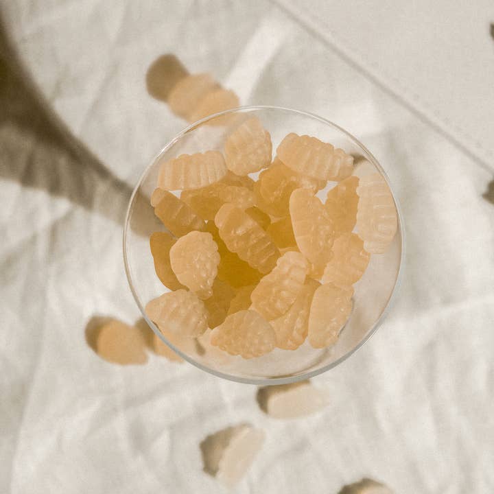 Vinoos - Wine Stories - Wholesale Gummy - Rosé Wine Gum - Single Gift Box 🌱