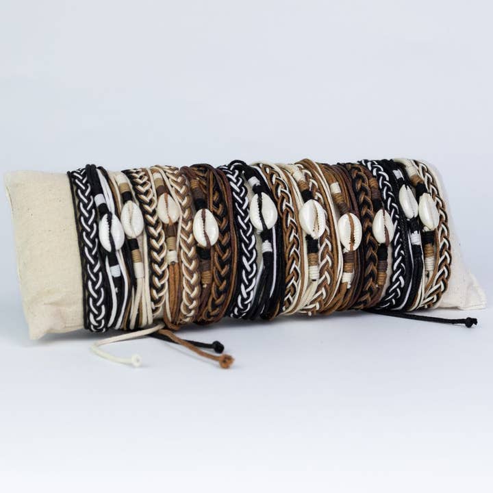 Pink House Imports - Wholesale Woven/Braided Bracelet - Cowrie Shell Pull Bracelet 10pk