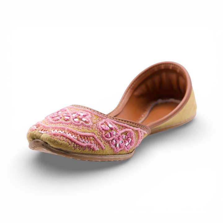 Dilruba - Jutti rose pour la vente par Ujaala