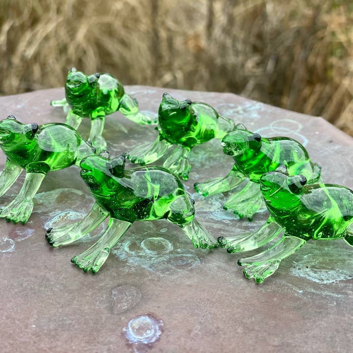 Glass Frog Sitter Miniature Sitter Collectible Figurine for wholesale by SHOPGIVECOURAGE