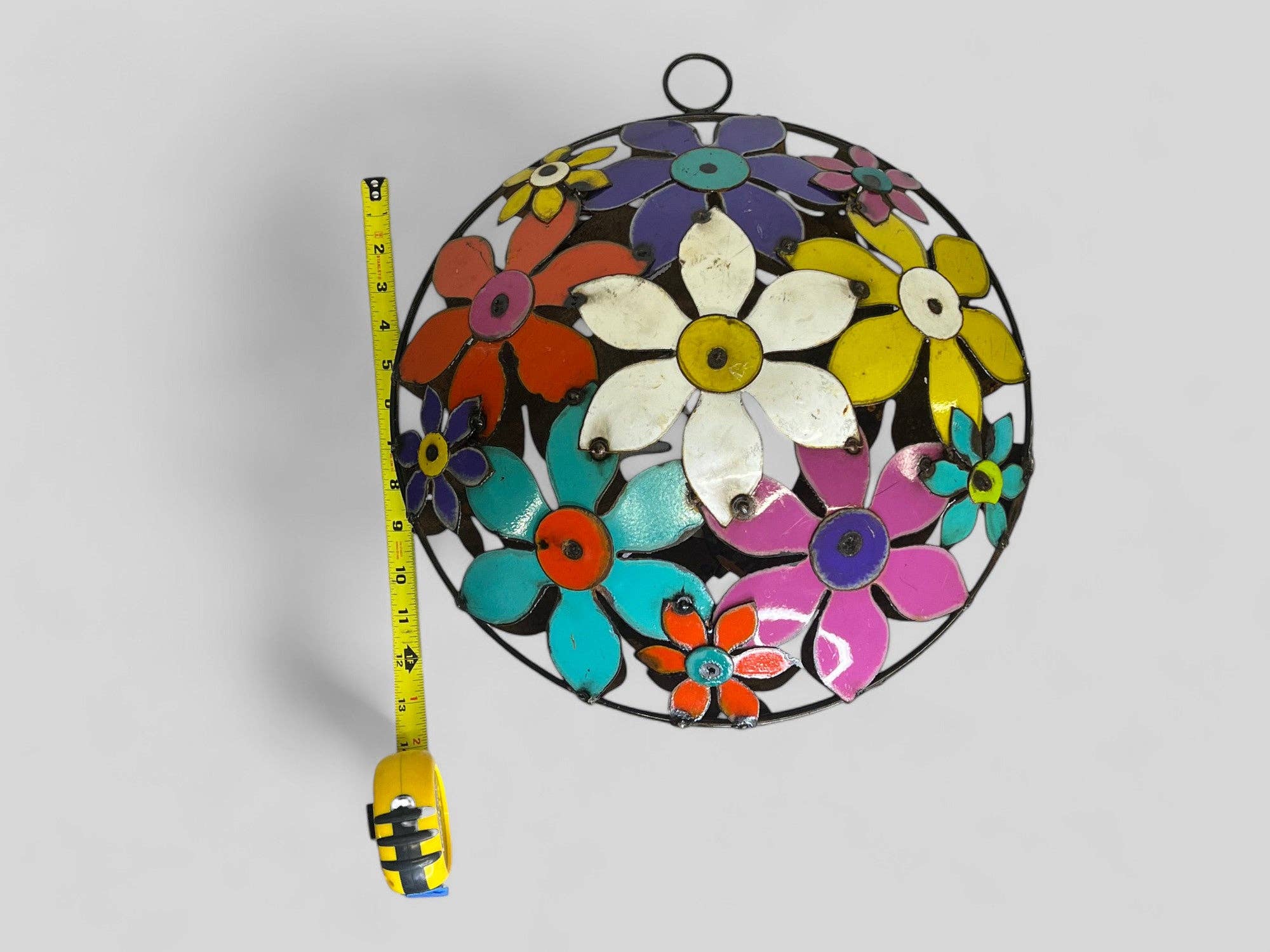 Blue Goat Garden Decor - Wholesale Outdoor Ornament/Decor - Oversize Metal Flowers Medallion ornament2