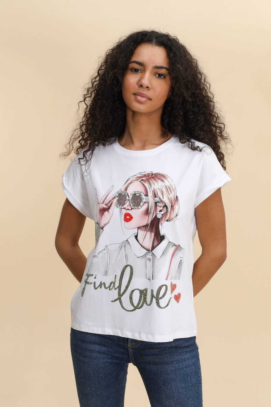 Attrait Paris - Wholesale Screen Printed T-Shirt - Women's - Printed cotton T-shirt with embossed "find love" graphic2