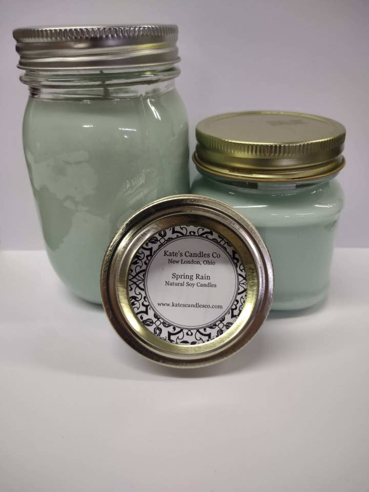 Bougie en soja parfumée à la pluie de printemps – Parfum floral frais et pluie propre | Bougie artisanale en soja pour la vente par Kate's Candles co