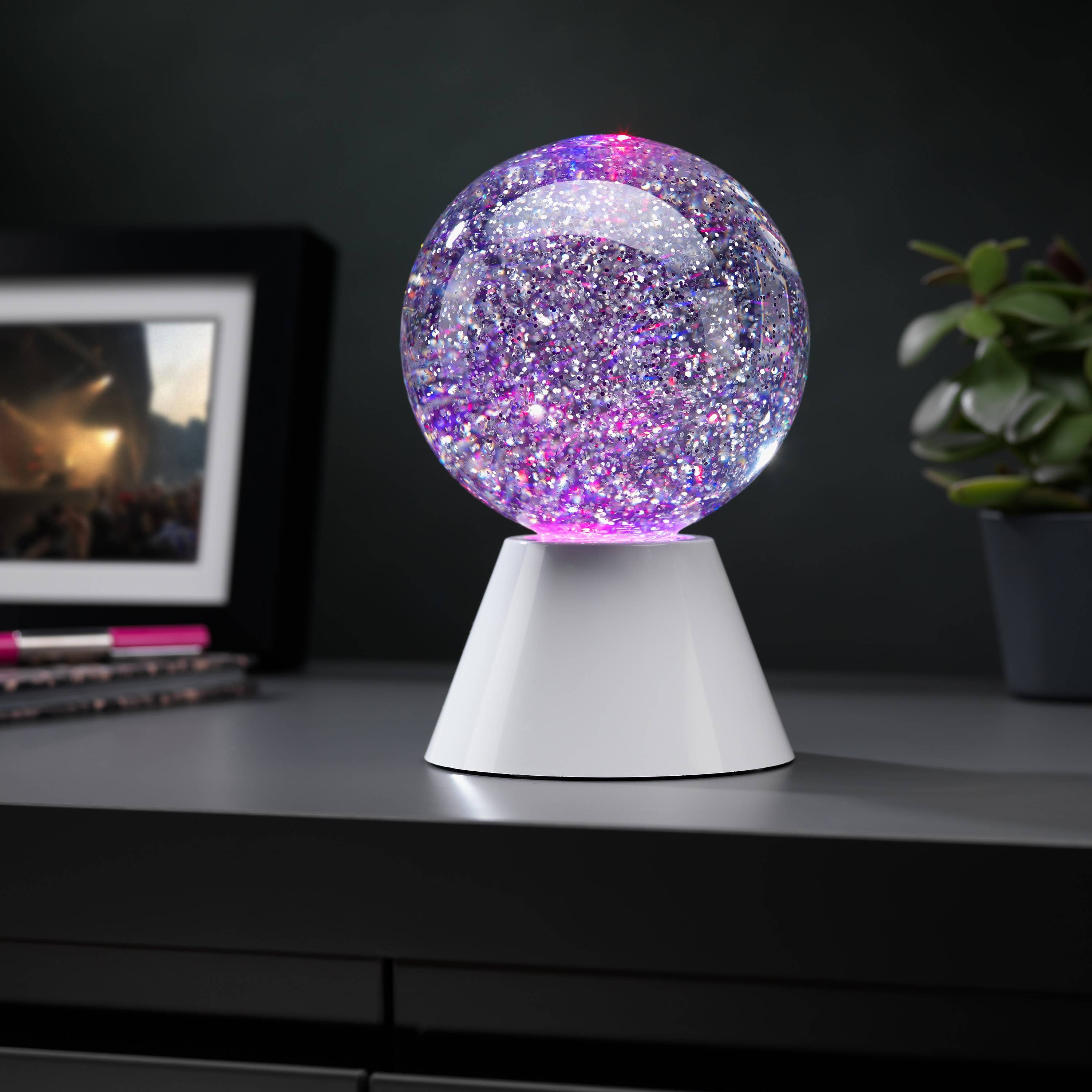 The Source Wholesale LTD – wholesale Accent/desk lamp – Spinning Glitter Ball Light2
