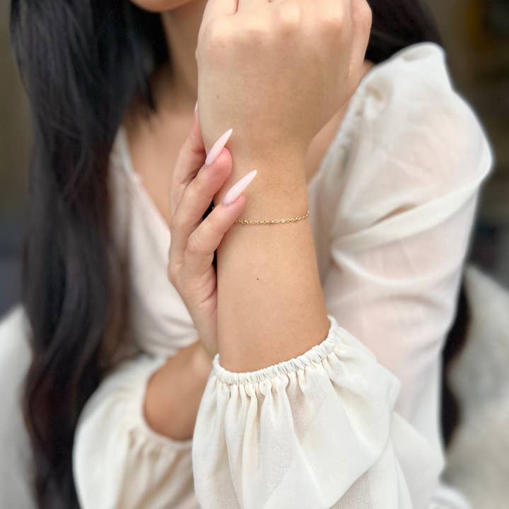 Rossie Jewellery – wholesale Link & chain bracelet – 14k Gold Filled Minimalist Satellite Chain Bracelet3