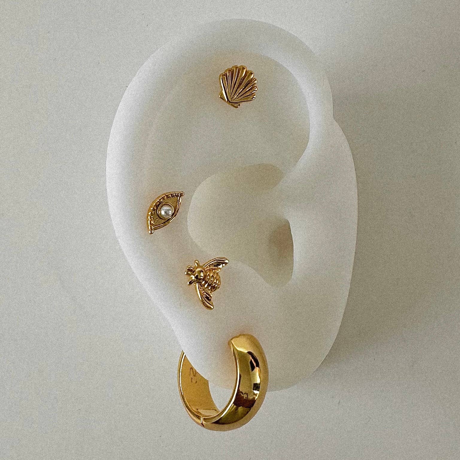 Namaste Jewelry – wholesale Stud/post earrings – Shell Studs3