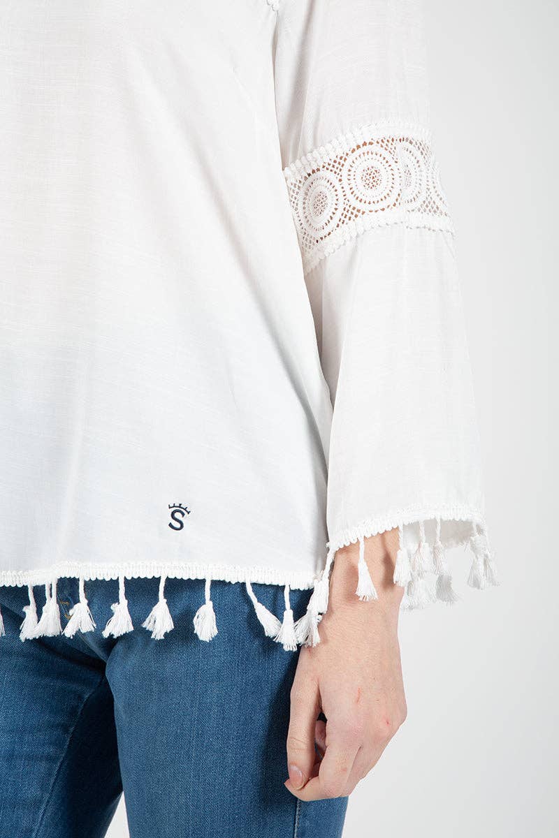 BLANK Trimming blouse for wholesale on Faire3