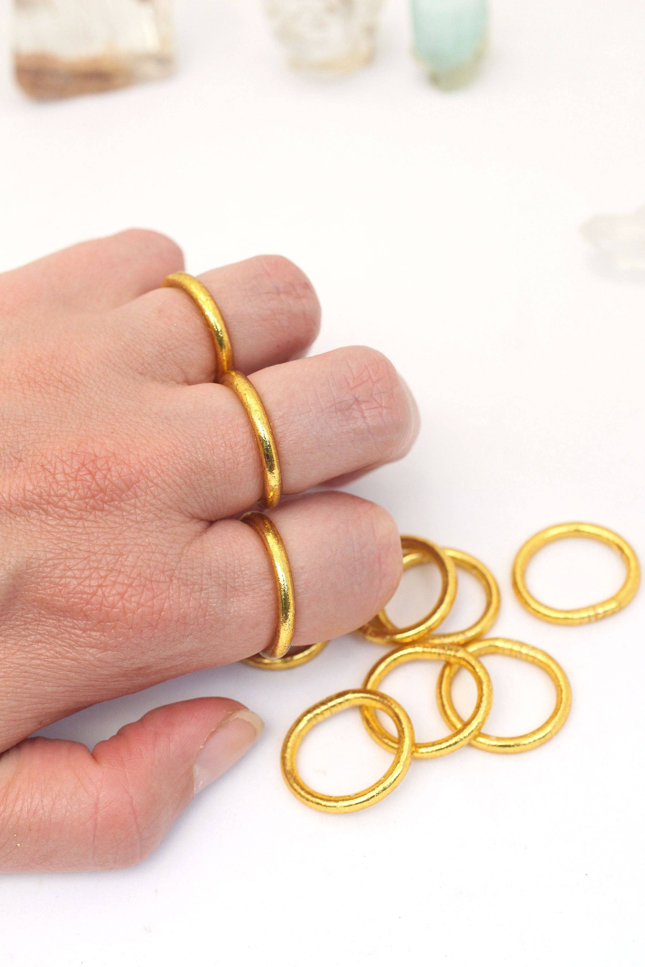 Woman Shops World - Vente Anneau/bague à empiler - Bagues de temple bouddhiste thaïlandaises simples, colorées, Kumlai24