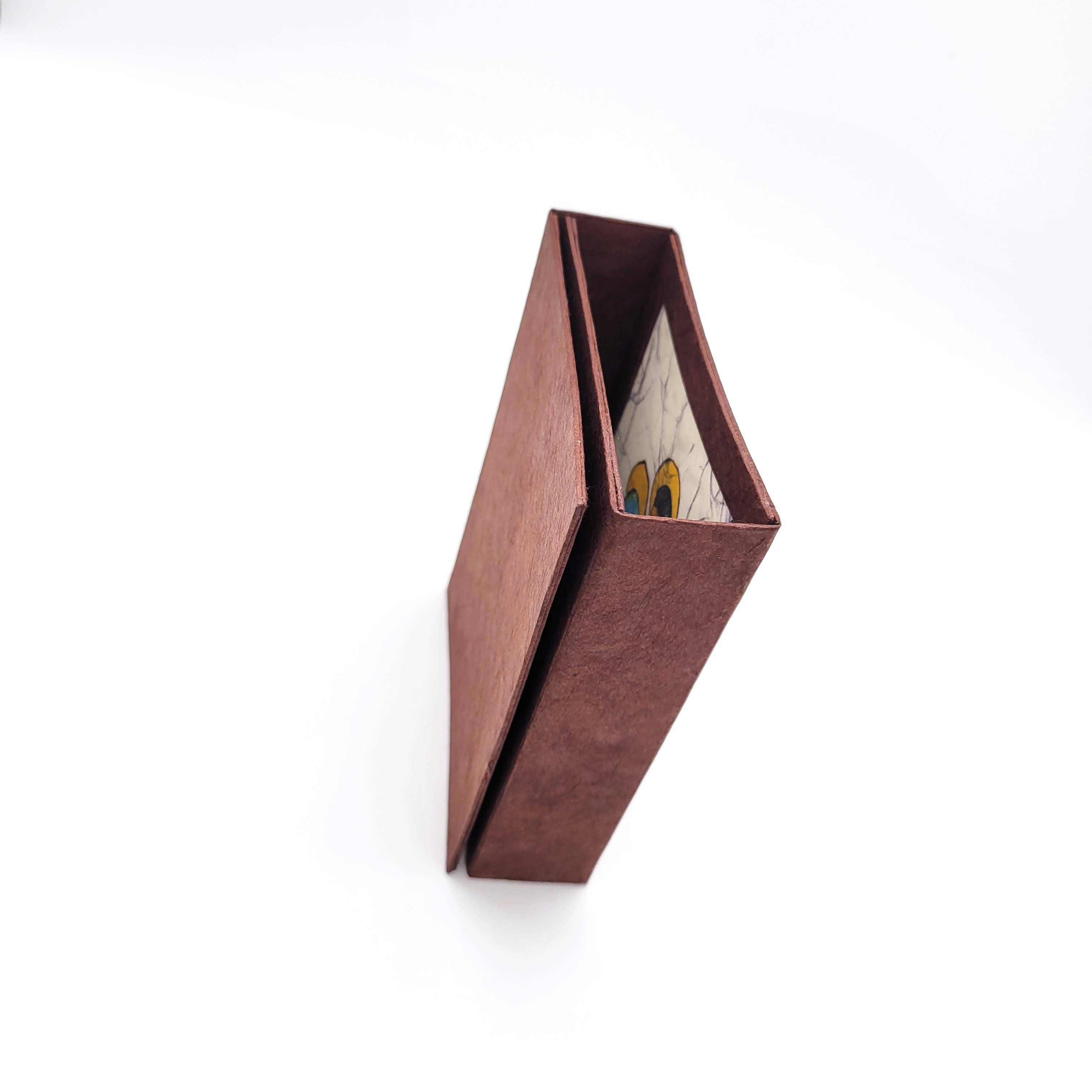 Eclectic Woodchuck – wholesale Nativity scene decor – Batik Nativity Triptych in Paper Mache Box 13