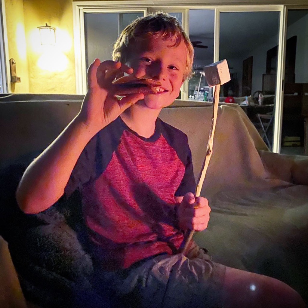 Potters Table - Wholesale Food Gift Basket - Campfire S'mores for 45