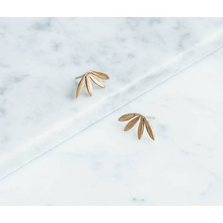 Goujons de laurier pour la vente par Michelle Starbuck Designs